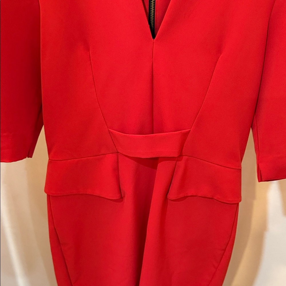 Elegant Red Women's Dress - Picture 3 of 12